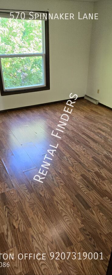 Photo - 570 Spinnaker Ln