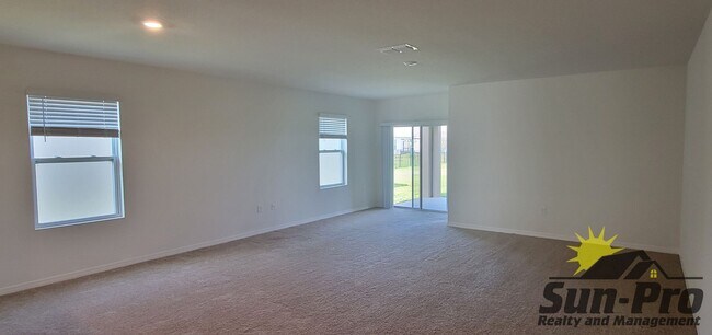 Photo - 2007 Glenbrooke Rd.