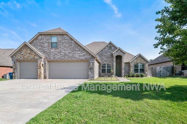 Photo - 4402 SW Alfalfa Ave House
