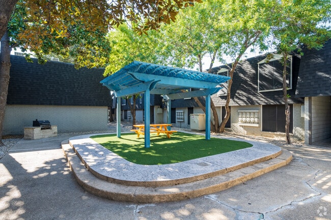 Photo - Rise at the Camerons