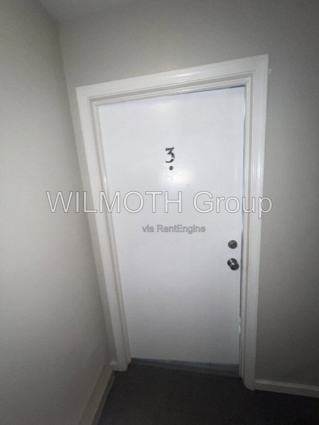 Photo - 1310 Millerwood Dr Unit 3
