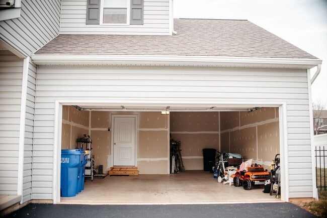 Photo - 220 Callie Dr