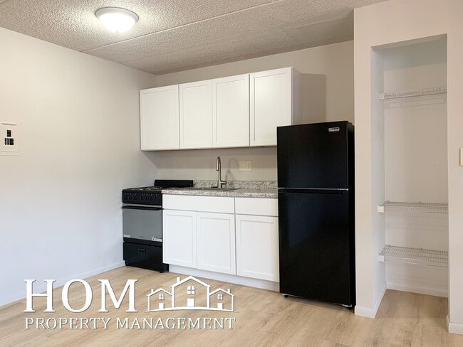 Photo - 107 E Liberty St Unit 1