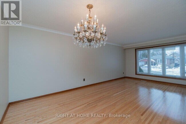 Photo - 55 Limevale Crescent