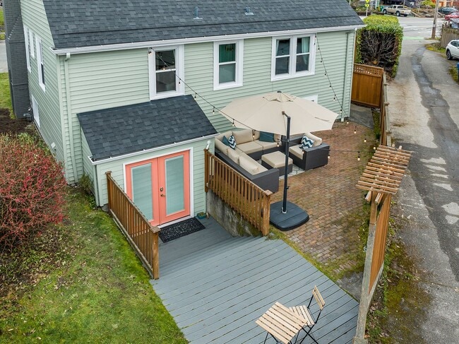 Photo - 7638 Winona Ave N Unit B