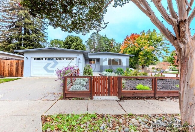 Building Photo - 3040 Blane Way