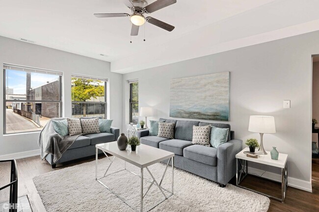 Photo - 414 E 44th St Unit 2