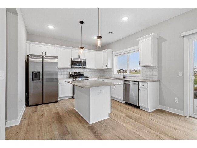 Photo - 13218 Jewell St NE