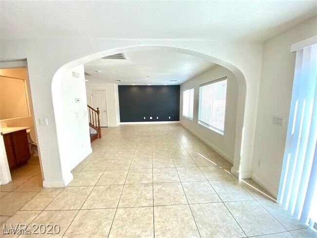 Photo - 8869 Skyline Peak Ct