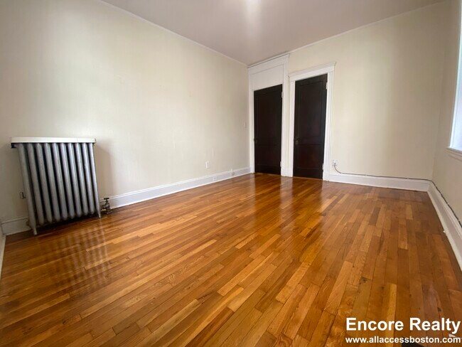 Photo - 1450 Commonwealth Ave Unidad 10