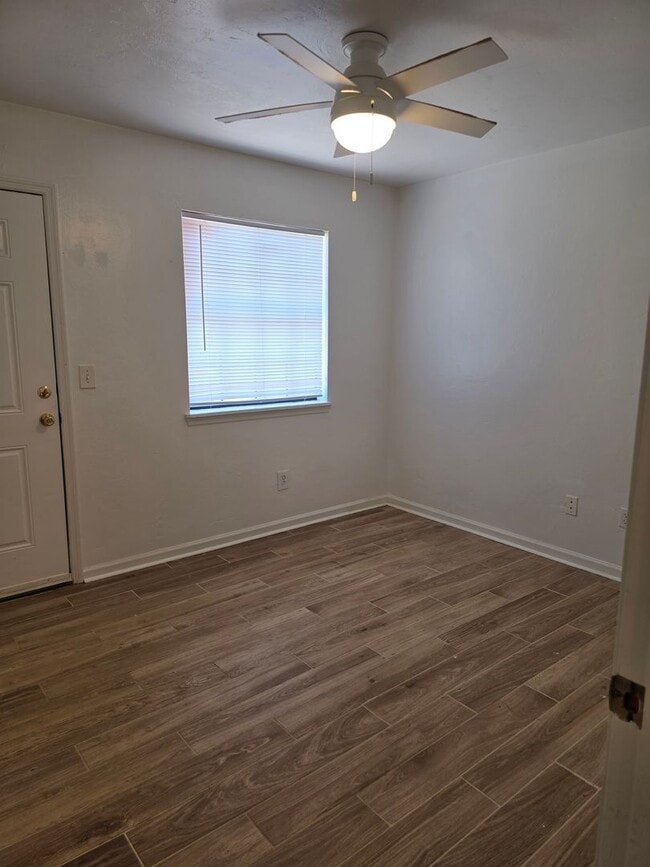 Photo - Cozy and Newly Renovated 2-bedroom, 1-bath townhome Close to Campuses!