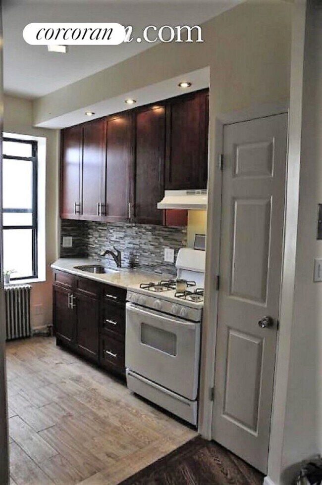 6504 Forest Ave House House Rental in Queens, NY