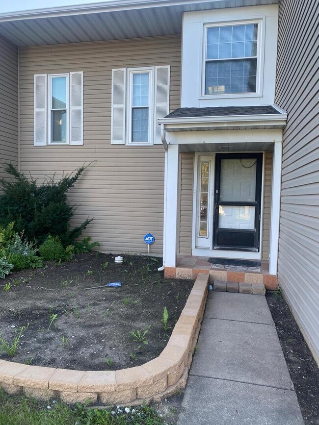 Photo - 1102 Southbridge Ln