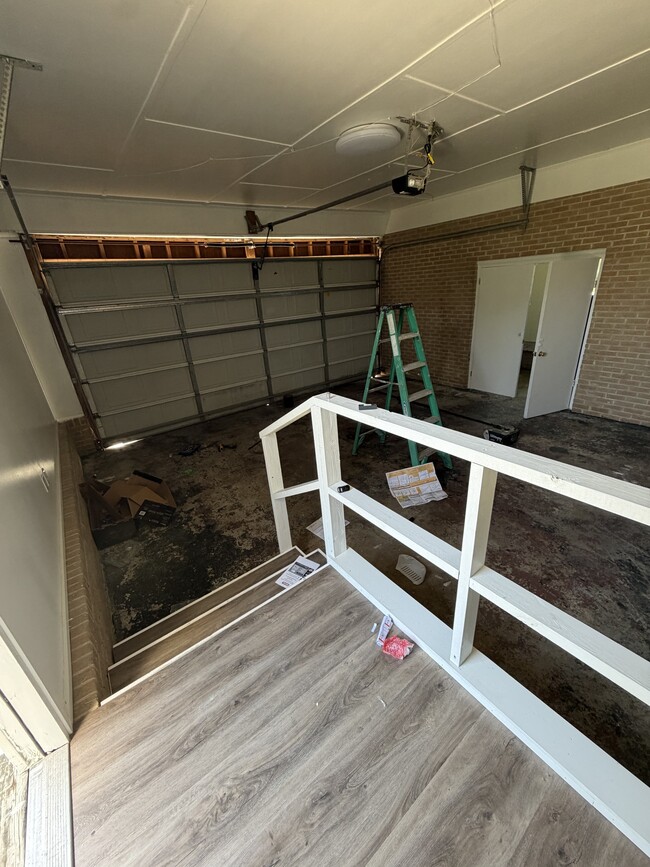 Photo - 1408 Old Ebenezer Rd