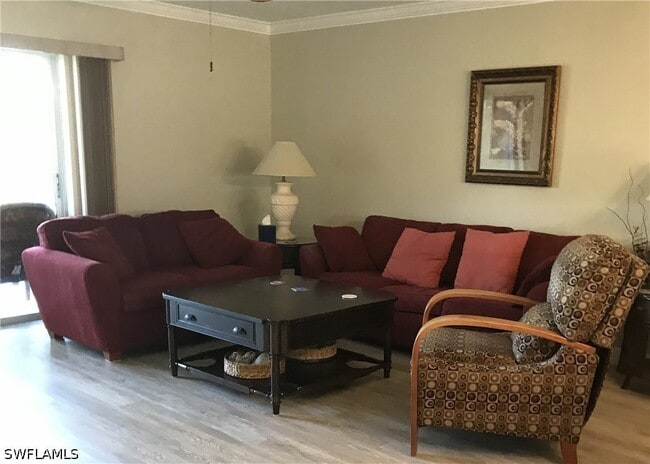 Building Photo - 3032 Sandpiper Bay Cir Unit G203