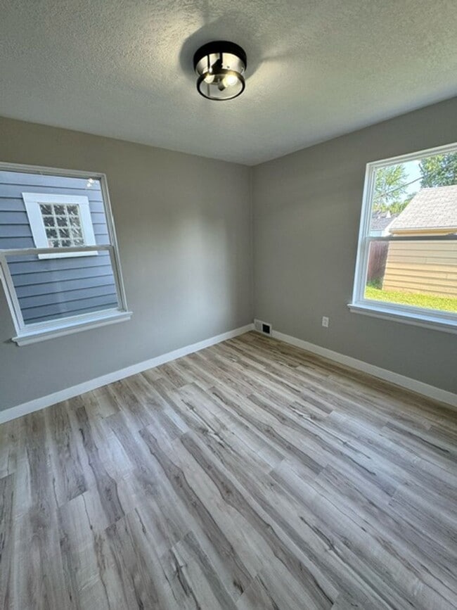 2405 Carew St Unit 2317 Lynn Ave