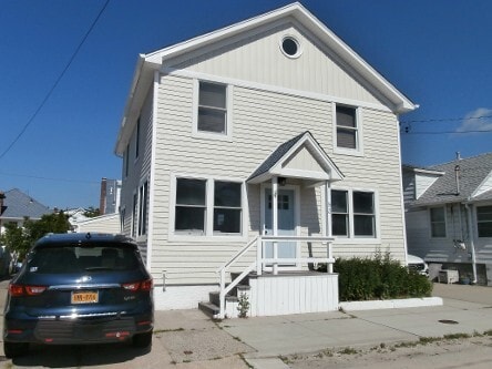 Photo - 83 Mineola Ave