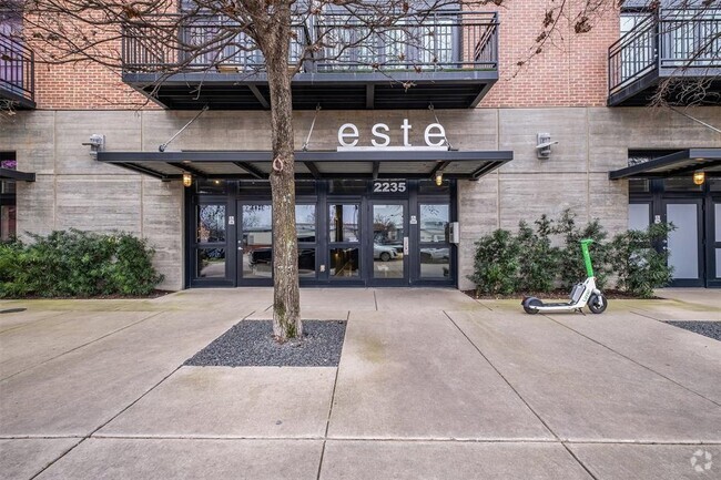 Building Photo - 2235 E 6th St Unit 419 Rental