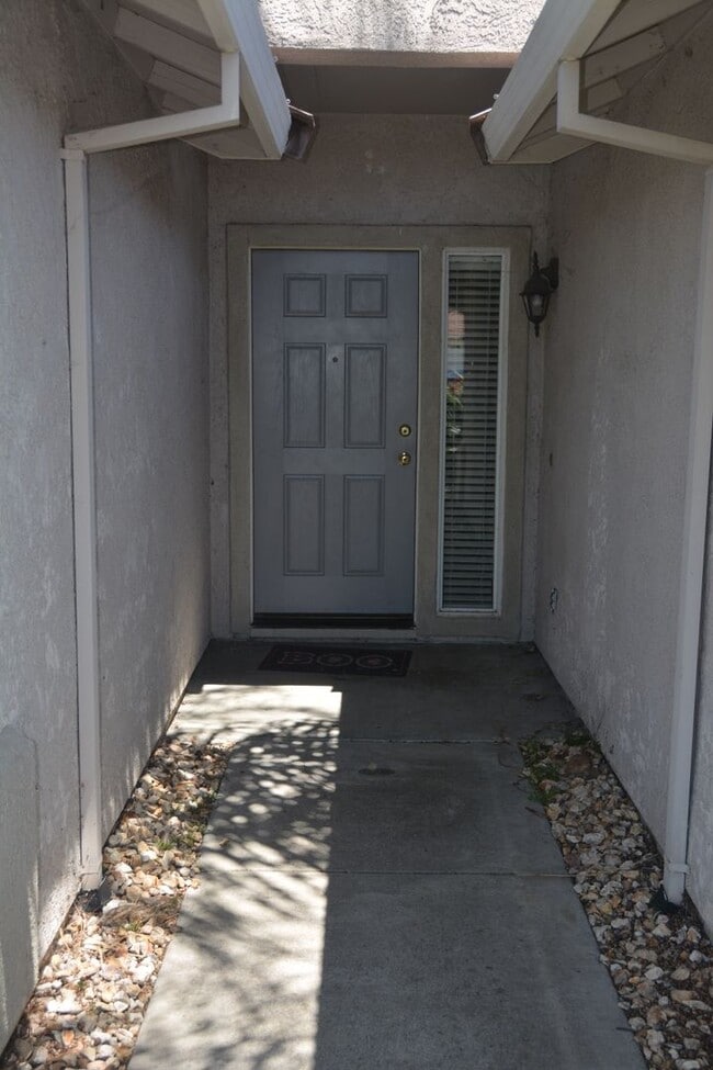 Photo - Sharp and clean Dallas Ranch area 4 bedroom, 2 bath home with 1,533 sq. ft