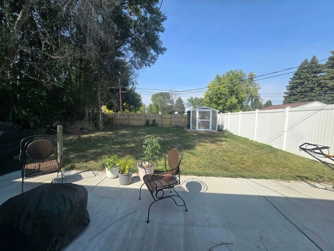 Photo - Spacious 4 Bedroom Home with Fenced Yard + Pet Friendly! NOT FURNISHED