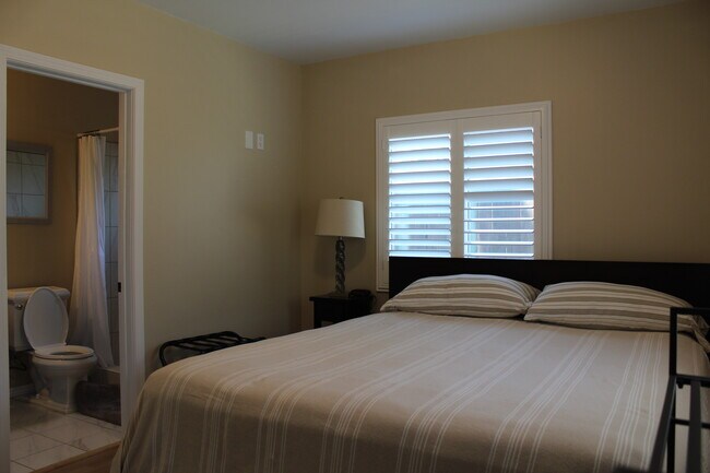 Master Bedroom - 8864 Earhart Ave