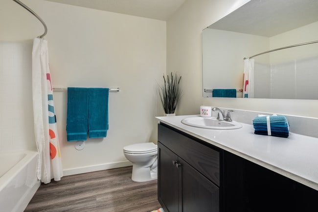 Photo - Pennwood Apartments