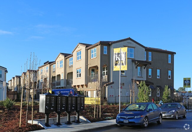 Foto principal - Omni at Vineyard Crossing