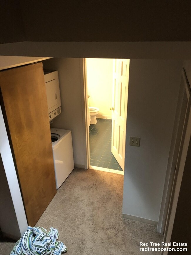Photo - 103 Gainsborough St Unit 104