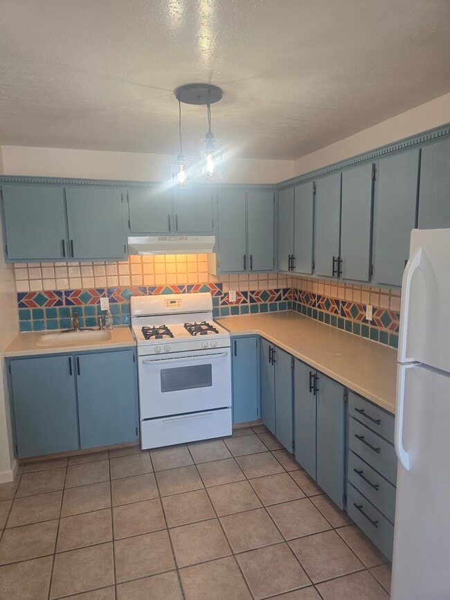 Photo - 1719 Siri Dharma Ct Unidad A