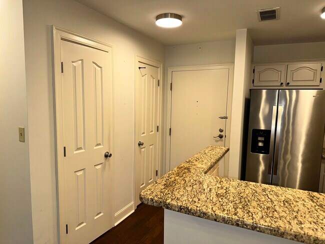 Photo - 5400 Park Ave Unit 209
