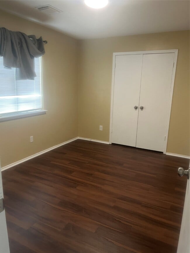 Building Photo - 2038 Greenwest Dr Rental