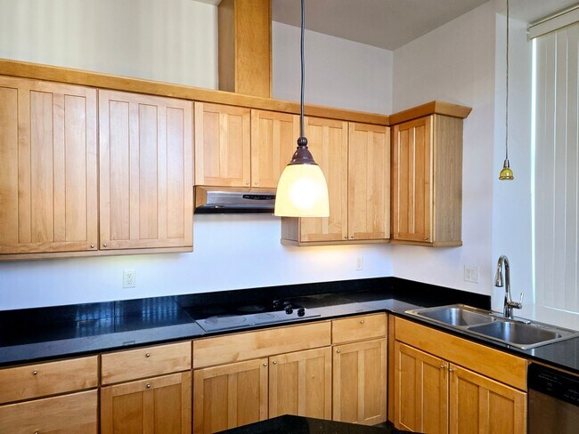 Photo - 4500 Olive St Unit D
