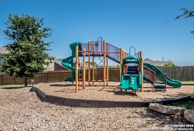 Building Photo - Spacious 3/2.5 two story in Laurel Mountain Ranch near 1604 & Potranco