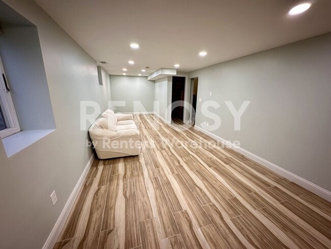 Photo - 13808 Frontier Ln