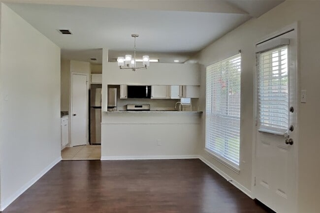 Photo - 2631 Sherwood Hollow Ln