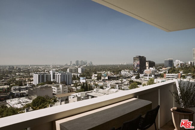 Photo - 8787 Shoreham Dr Unit 910