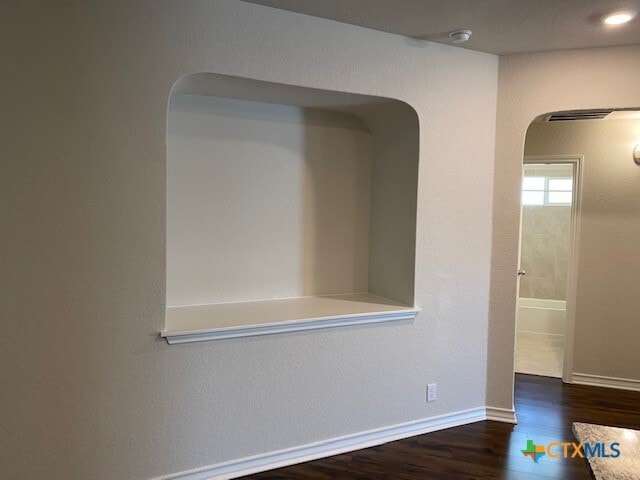 Photo - 416 Red River