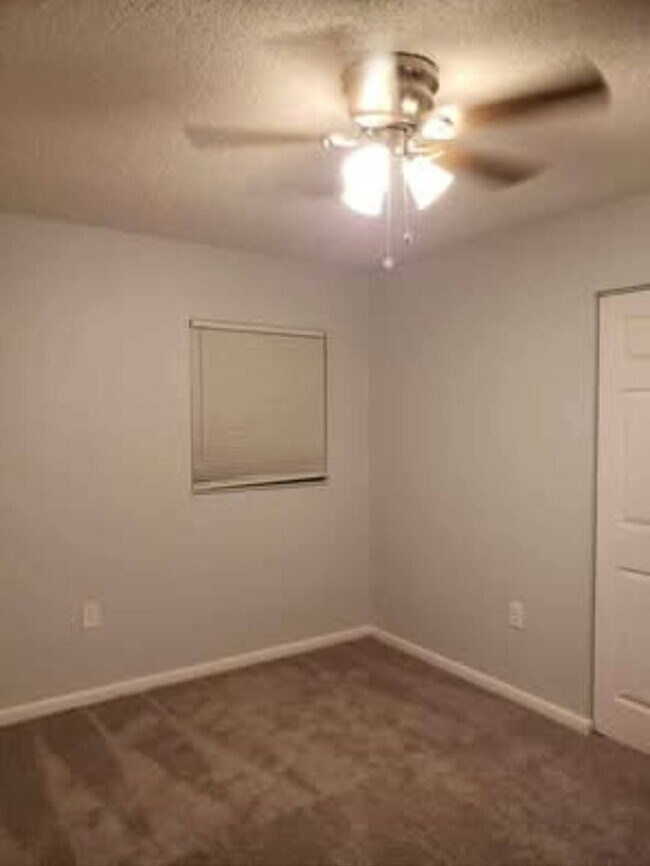 2118 Navel Cir S