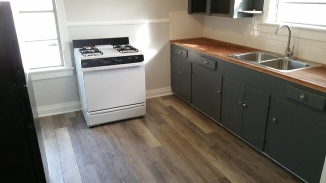 Photo - 235 Grandpre Street Unit Apt 3