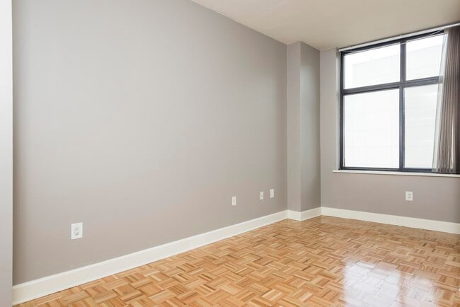 Photo - 610 Newark St. Unit 4F