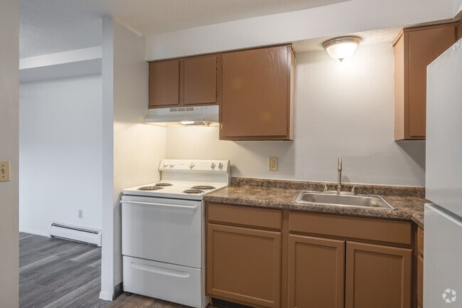 3BD, 1BA - 850-900SF