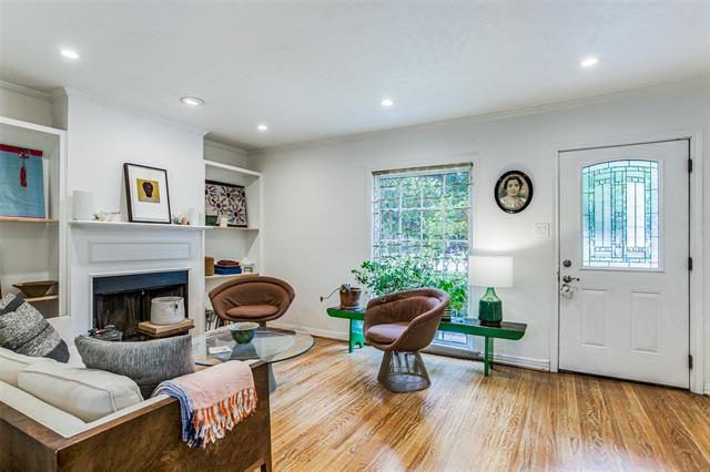 Photo - 8619 Angora St