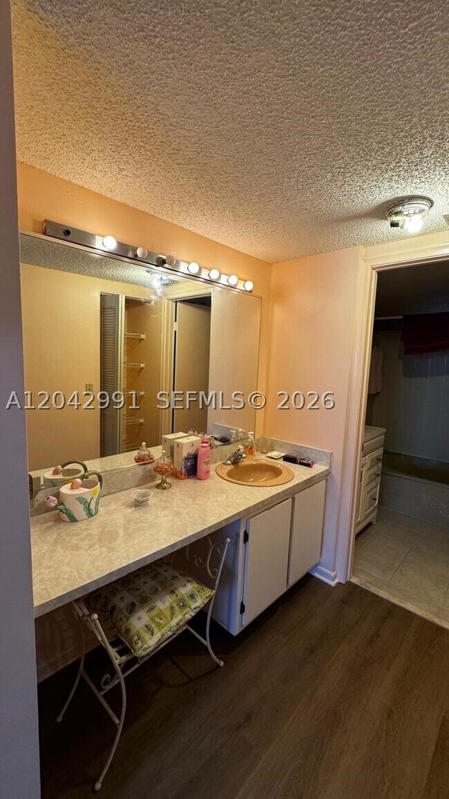 Photo - 1301 NE 7th St Unit 103