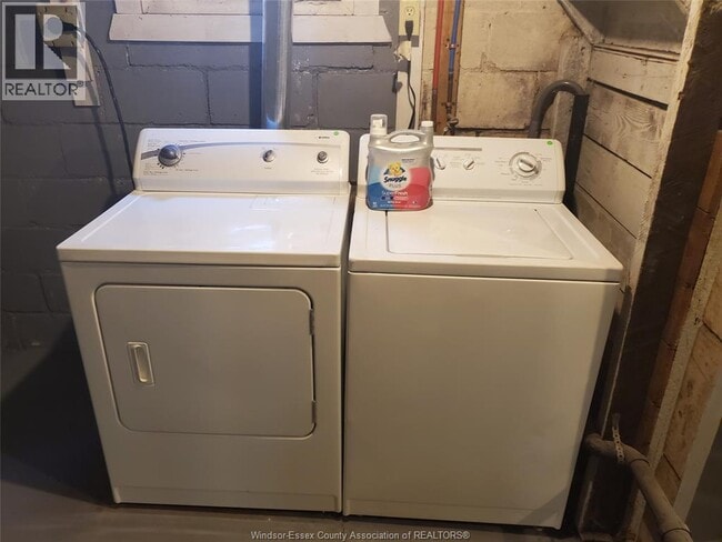 Photo - 679 Piche St