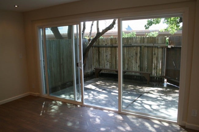 Photo - 3050 S Bristol St