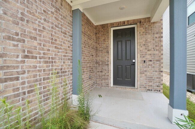 Photo - 2513 Danbury Ln