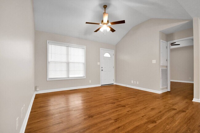 Photo - Pet Friendly Three Bedroom with Bonus!