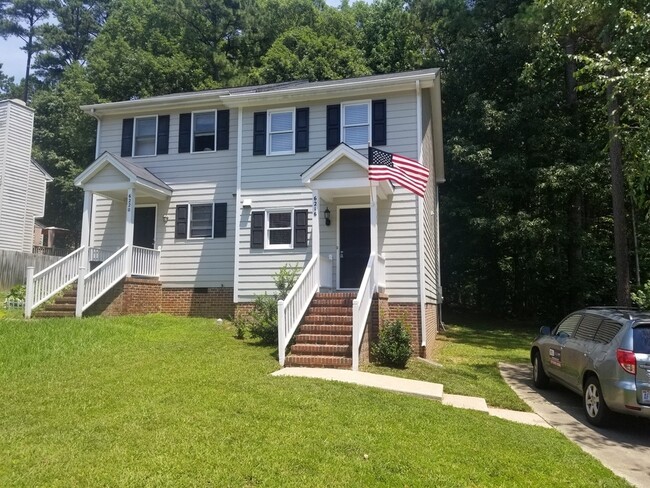 2 bedroom Townhome in North Raleigh - 2 bedroom Townhome in North Raleigh