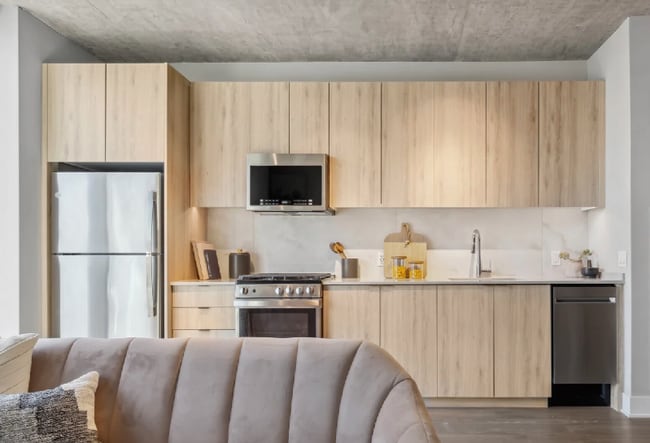 Photo - 1048 W Van Buren St Rental