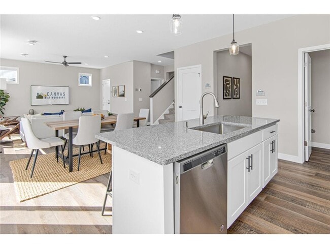 Photo - 4634 Atlas Pl